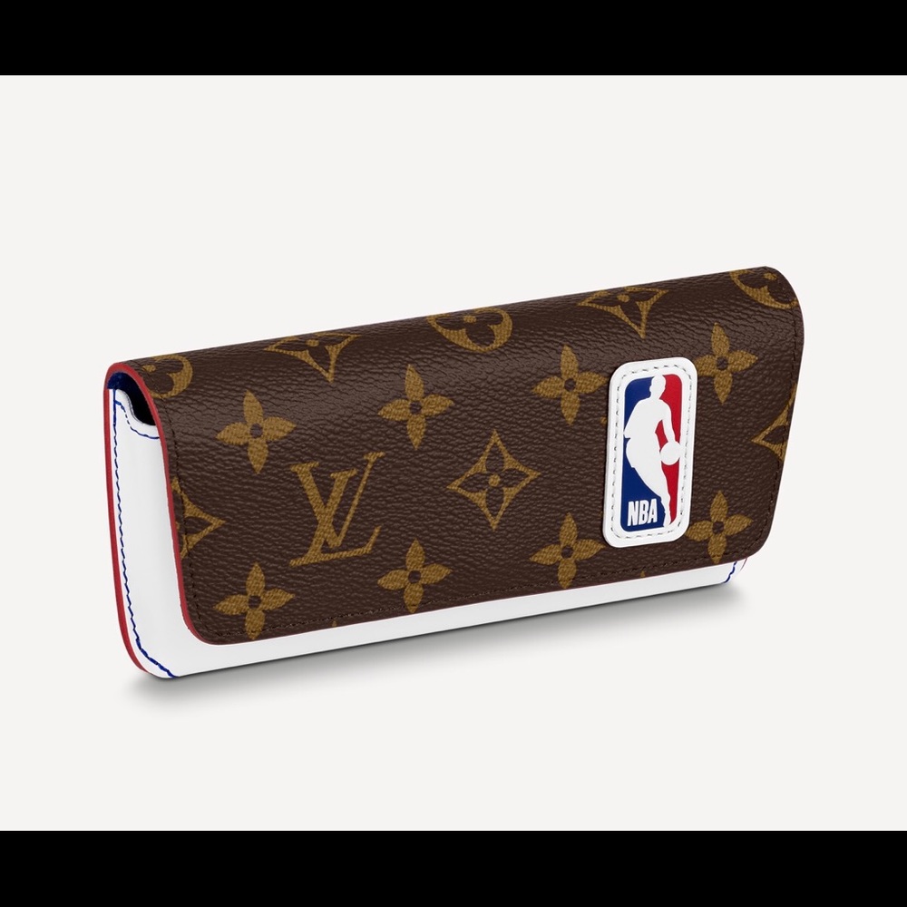 🏀NWT LOUIS VUITTON LVxNBA Woody Glasses Case